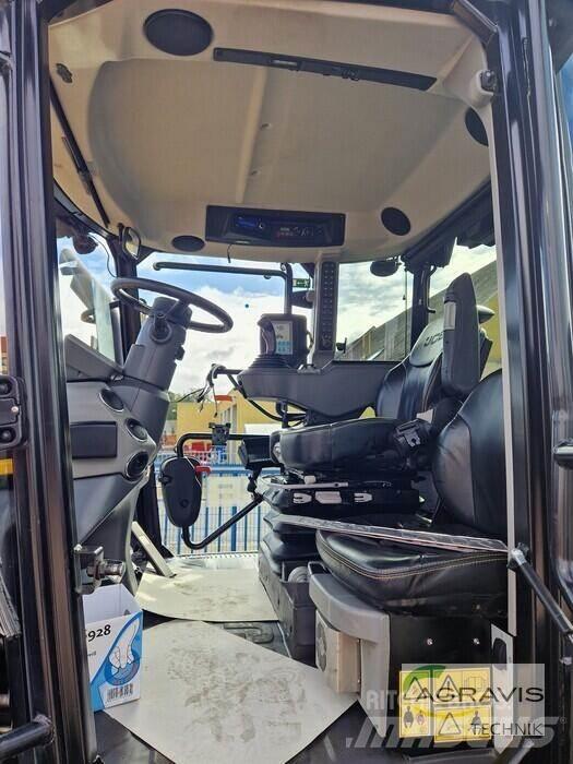JCB FASTRAC 4220 トラクター