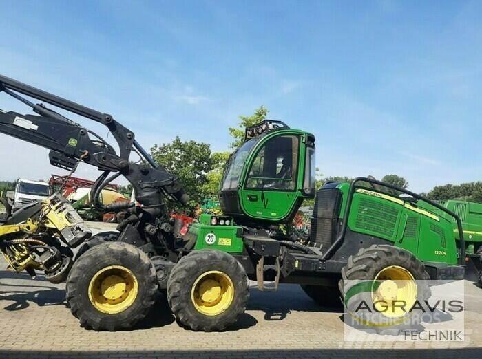 John Deere 1270 E フォワーダー