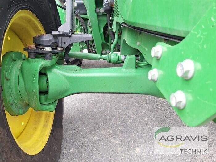 John Deere 5100 R トラクター