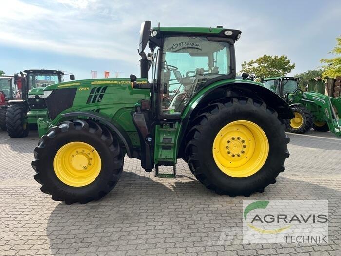 John Deere 6175R トラクター