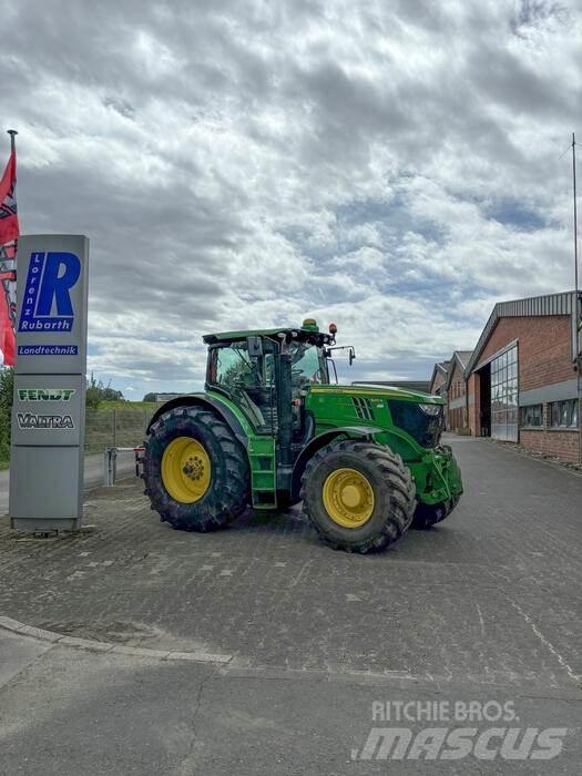 John Deere 6210 R トラクター