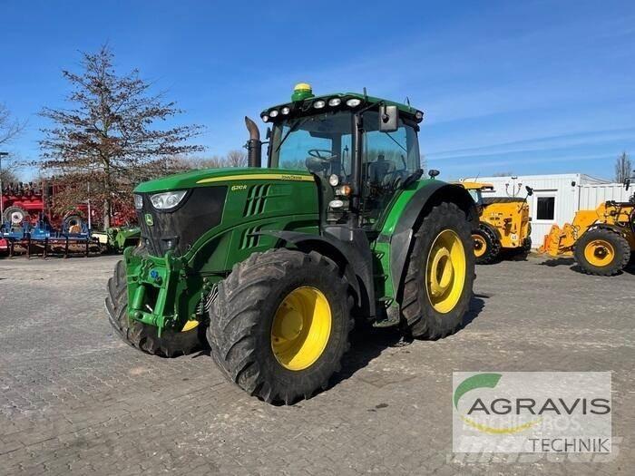 John Deere 6210 R トラクター