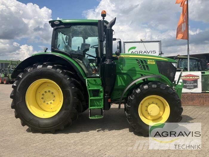 John Deere 6215 R トラクター