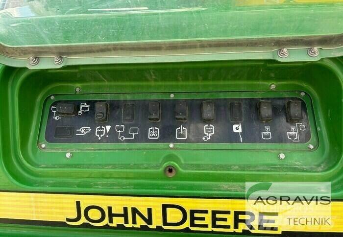John Deere R 962I 牽引型スプレイヤー