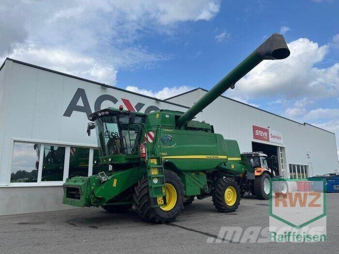 John Deere T560 コンバイン