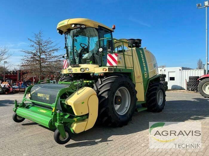Krone BIG X 1100 自走式フォレージハーベスター