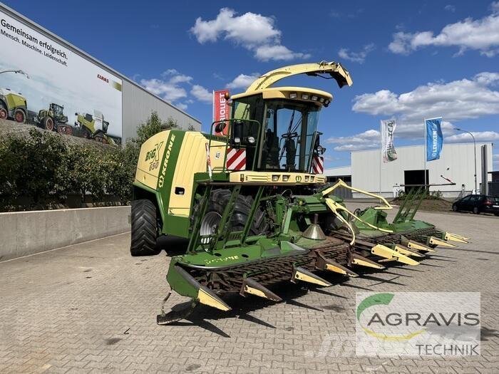 Krone BIG X 650 自走式フォレージハーベスター