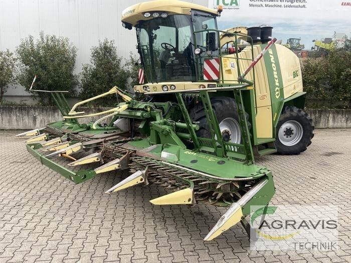 Krone BIG X 700 自走式フォレージハーベスター