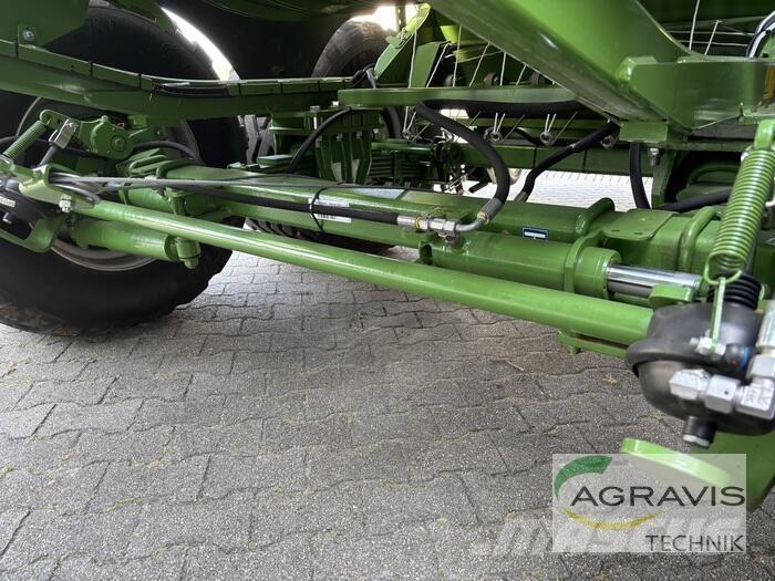 Krone BIGPACK 1270 VC スクエアベーラー