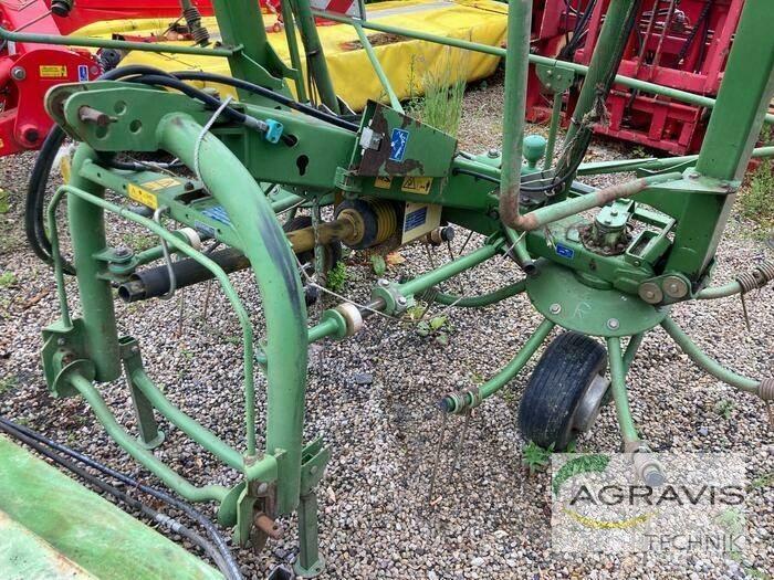 Krone KW 7.70/6 テッダー・テッダーレーキ