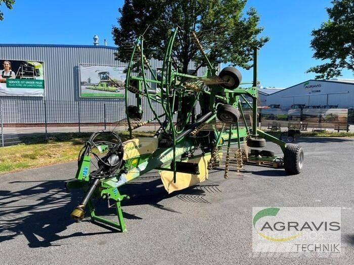 Krone SWADRO TC 880 テッダー・テッダーレーキ