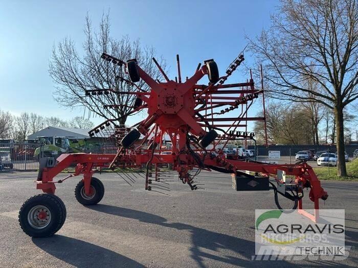 Kuhn GA 8521 テッダー・テッダーレーキ