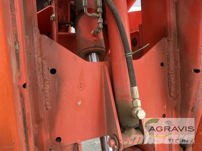 Kuhn GA 9321 テッダー・テッダーレーキ