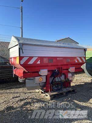 Kverneland EXACTA TL ミネラル散布機