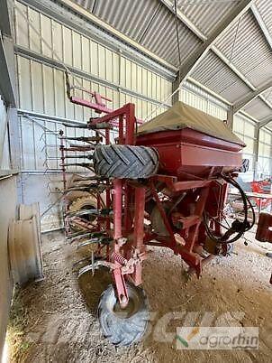 Kverneland TS コンビネーションドリル