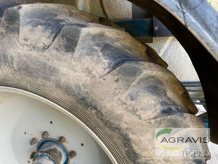 Lemken ALBATROS 40/24 牽引型スプレイヤー