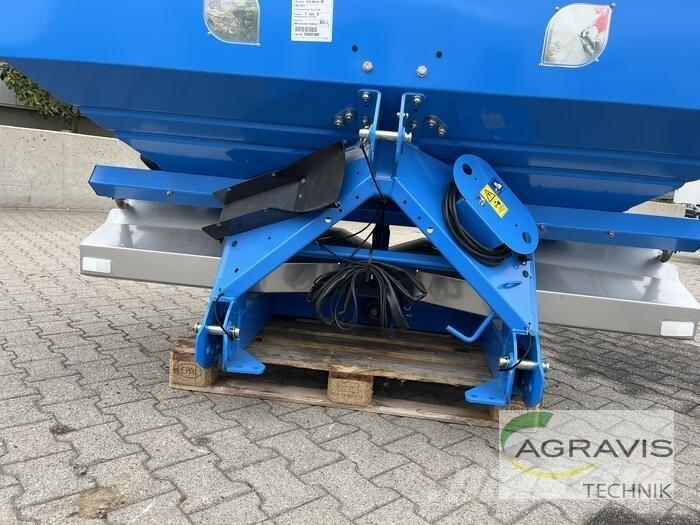 Lemken TAURI 8/1500 ミネラル散布機