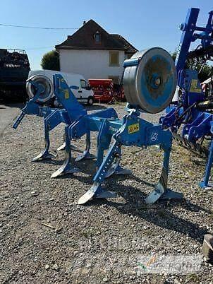 Lemken TOPAS 140 パワーハローとロータリーハロー