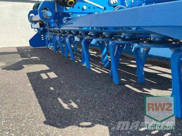 Lemken Zirkon 8/300 パワーハローとロータリーハロー
