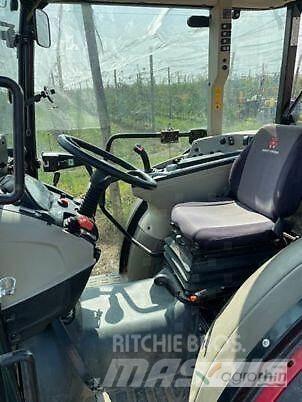 Massey Ferguson 3710 F トラクター