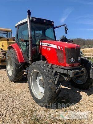 Massey Ferguson 5435 トラクター