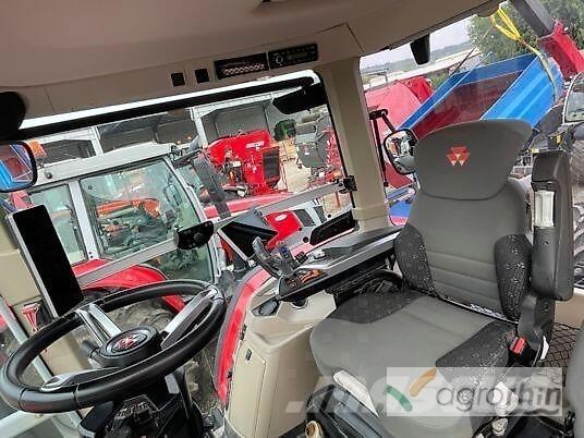 Massey Ferguson 7718s トラクター