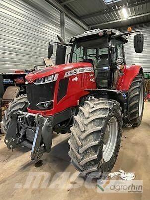 Massey Ferguson 7720S トラクター