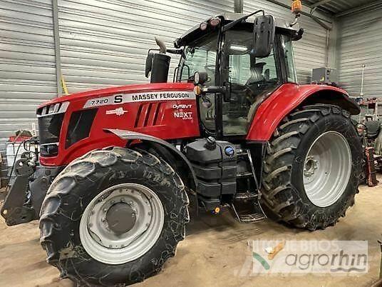Massey Ferguson 7720S トラクター