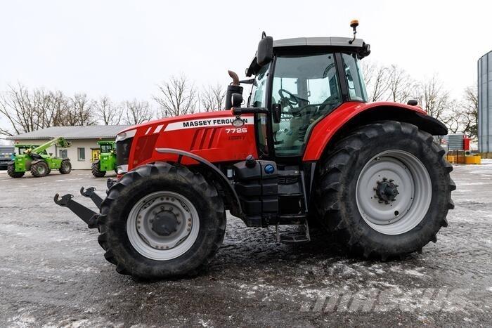 Massey Ferguson 7726 トラクター