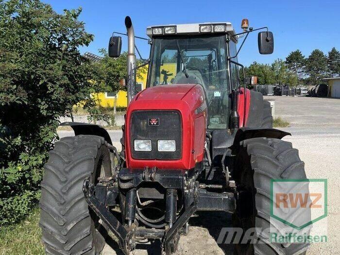Massey Ferguson 8250-4 トラクター