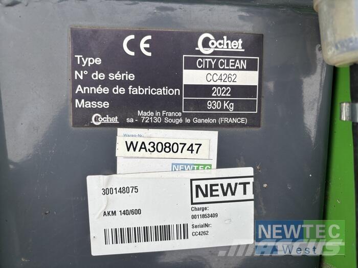 Matev AKM 140/600 路面清掃機