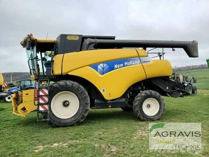 New Holland CR 9060 コンバイン