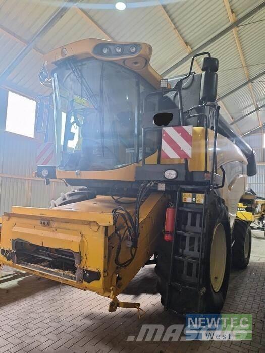 New Holland CX 5090 コンバイン