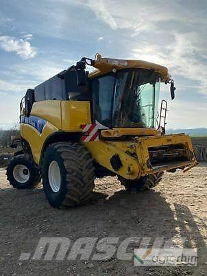New Holland CX 8090 コンバイン
