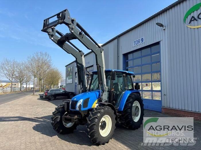 New Holland TLA 100 トラクター
