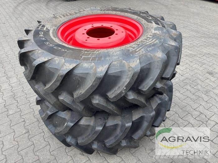 Pirelli KR 460/85R30 タイヤ、ホイル、リム
