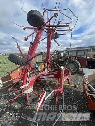 Stoll Z 765 Pro テッダー・テッダーレーキ