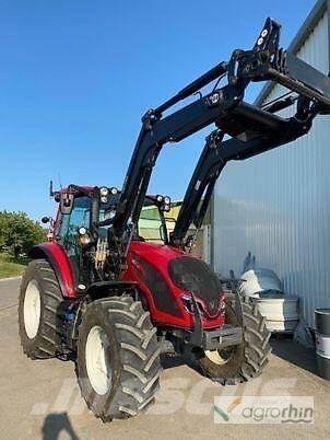 Valtra A115 H4 トラクター