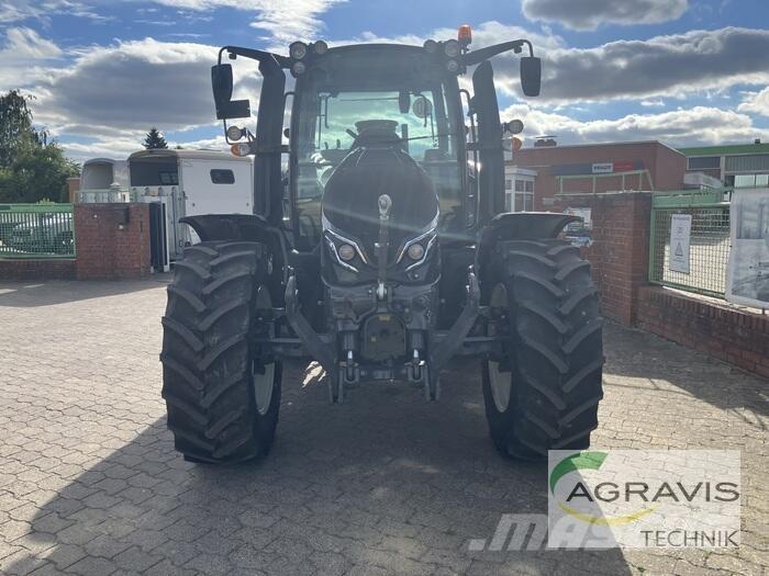 Valtra G 125 EA トラクター