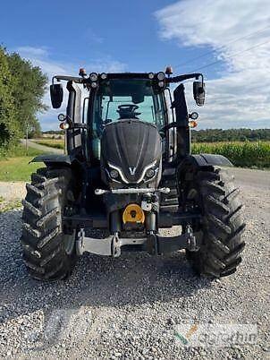 Valtra N135 DIRECT トラクター