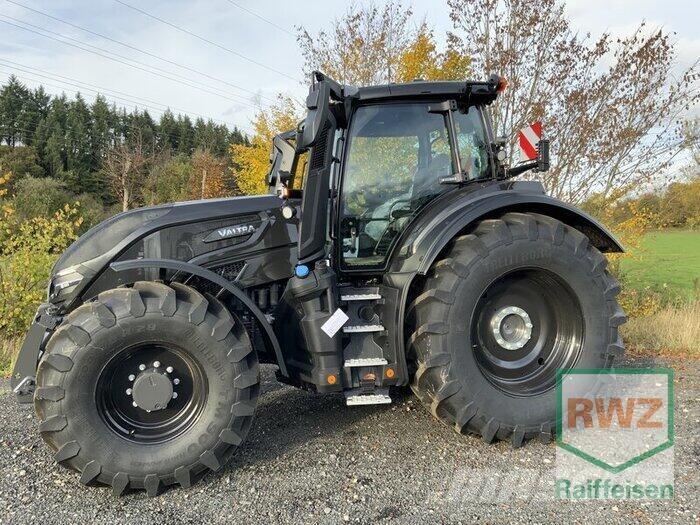 Valtra Q305 トラクター