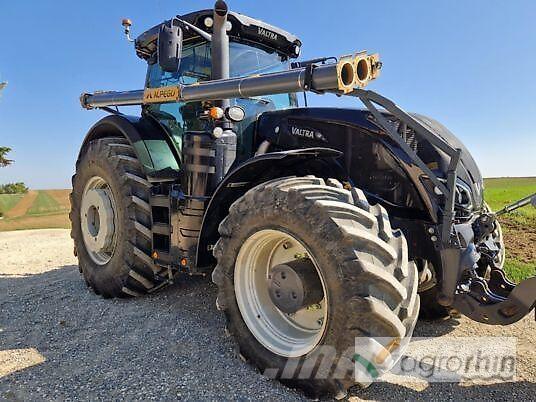Valtra S394 トラクター