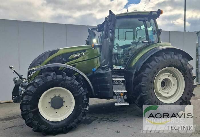 Valtra T 175 ED トラクター