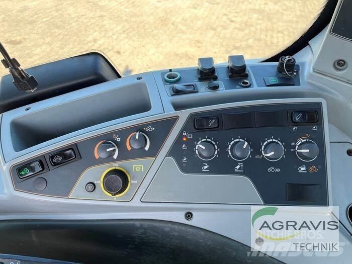Valtra T 214 D トラクター