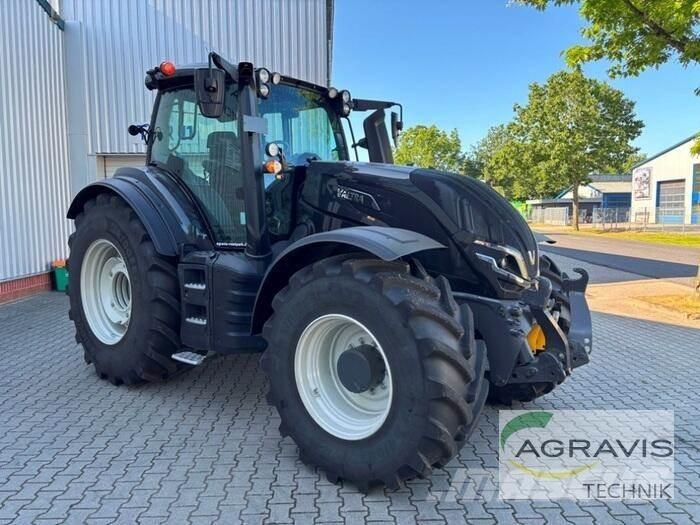 Valtra T 235 D トラクター
