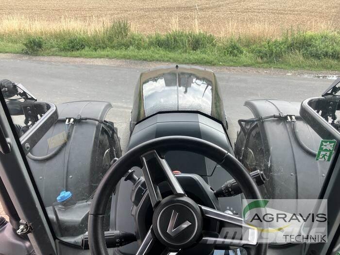 Valtra T 235 D トラクター