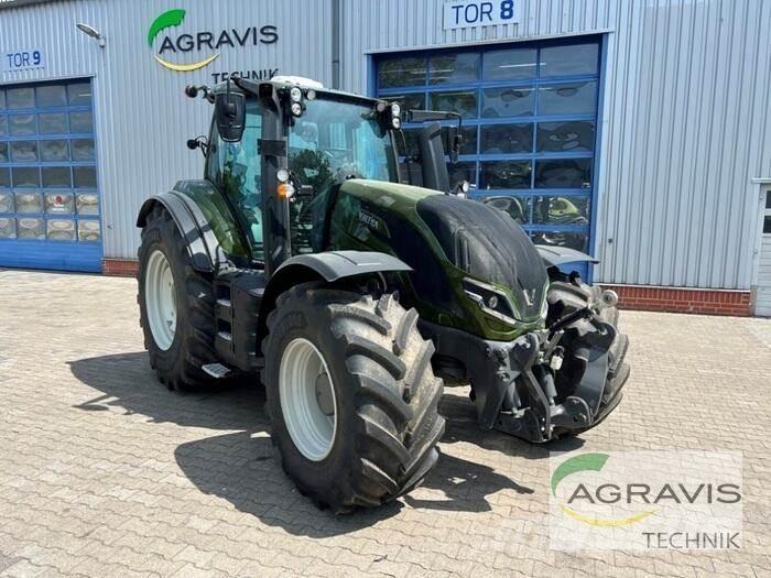 Valtra T 235 D 2A1 トラクター
