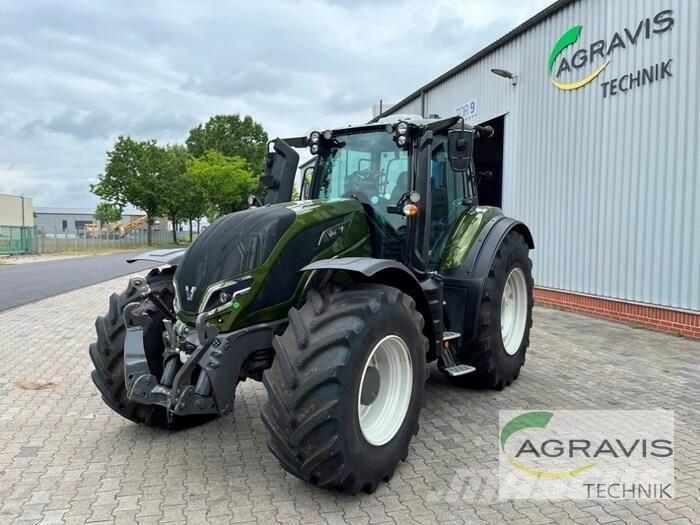 Valtra T 235 D 2A1 トラクター