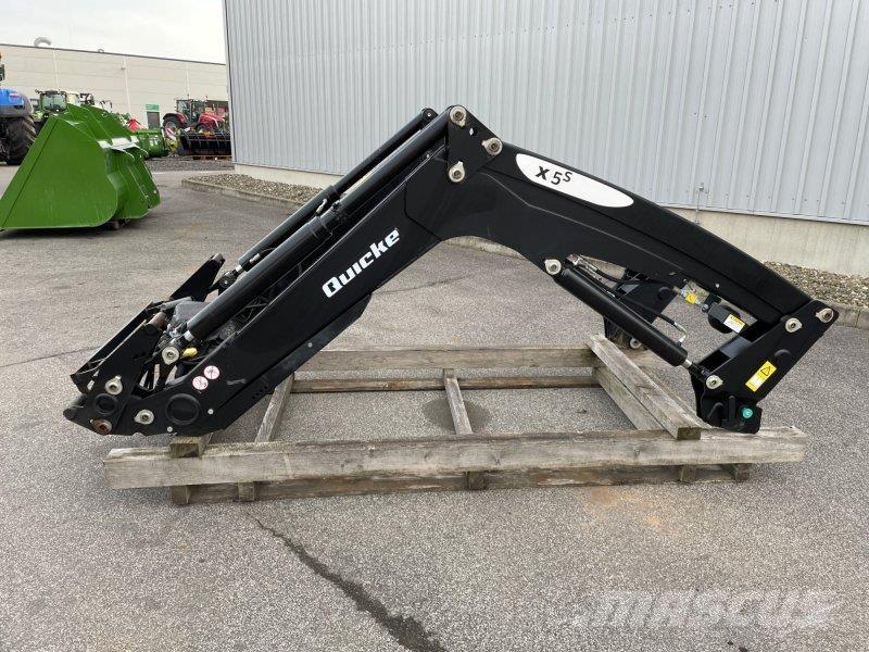 Ålö X5 S フロントローダーとディガー