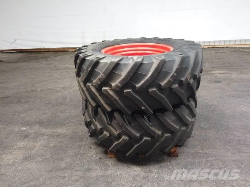 BKT 540 / 65 R30 タイヤ、ホイル、リム